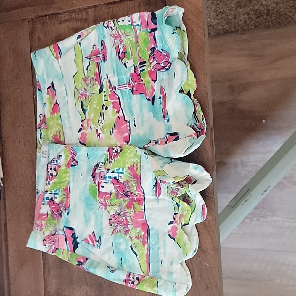 Crown & Ivy Shorts